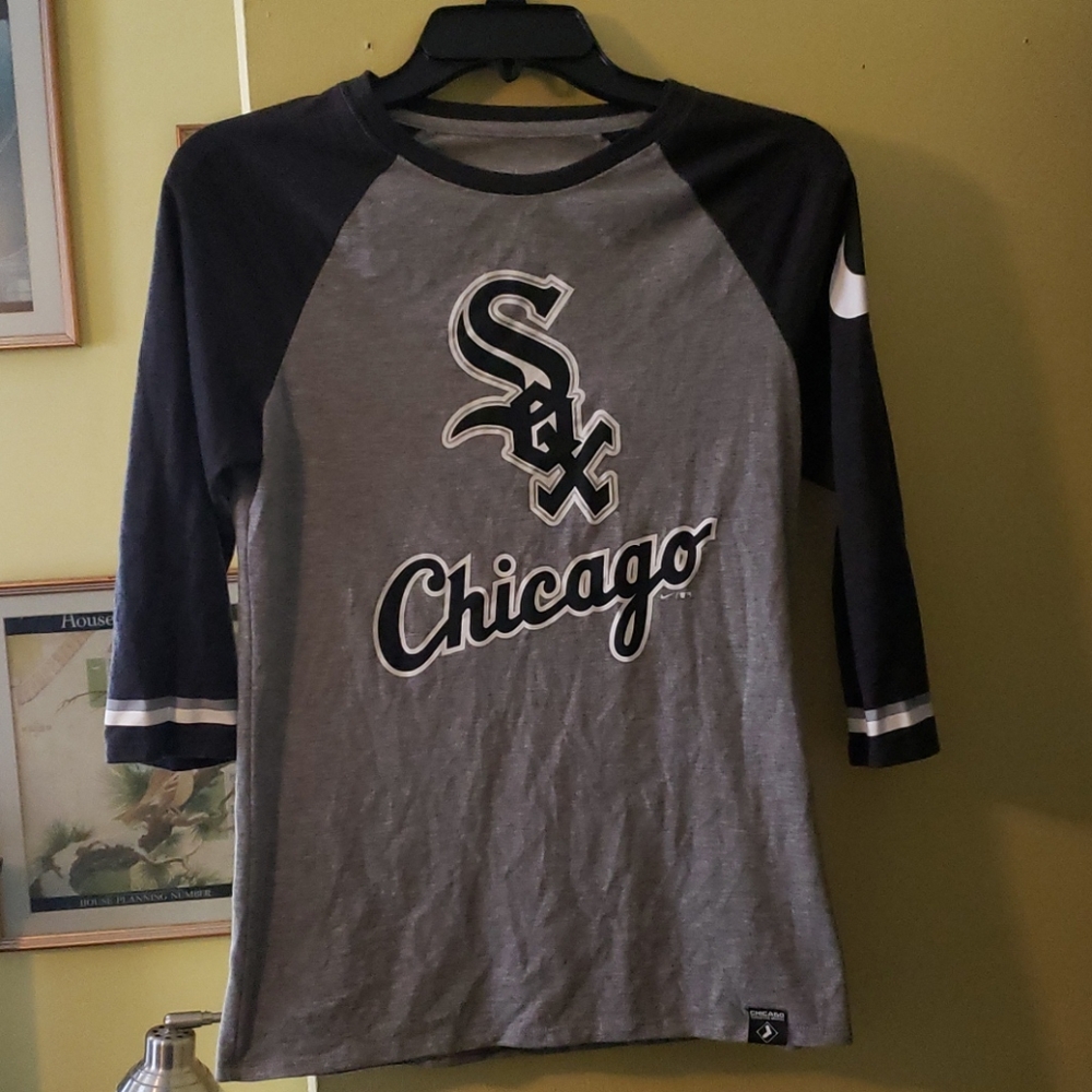 NWOT Small Womens Chicago White Sox Nike Tee